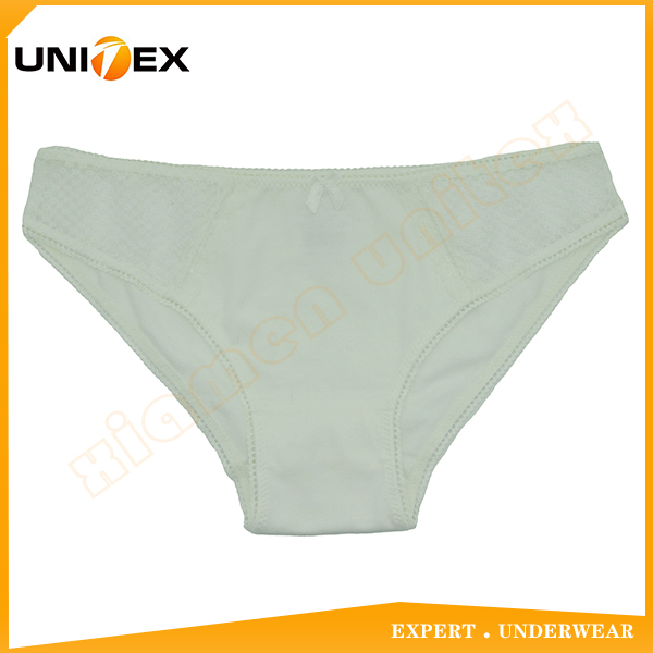 China Underwear Manufacturer Women's Bikini Briefs Cotton Fabric Underwear Zigzag Briefs